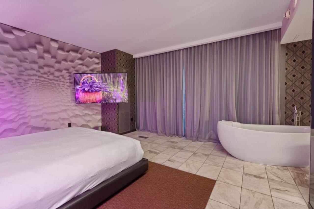 Palms Place The Celine Riviera Hotel 4*